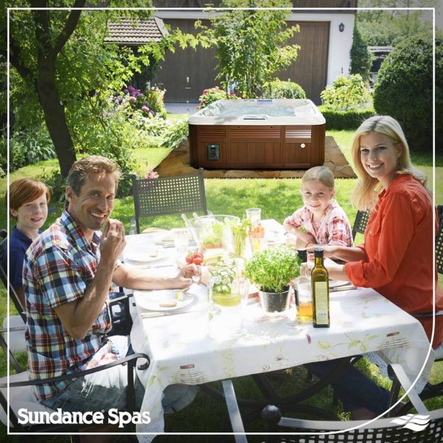 jacuzzi exterior gradina