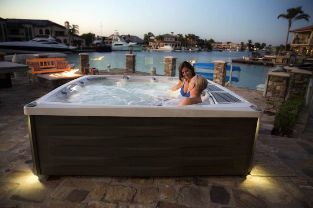 cada hidro jacuzzi